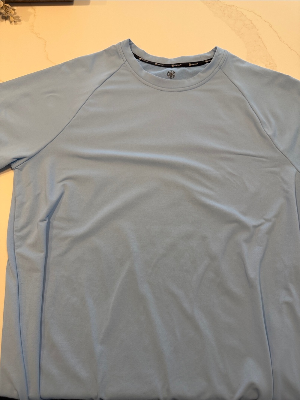 Gaiam Men's Light Blue Yoga Shirt Size Medium